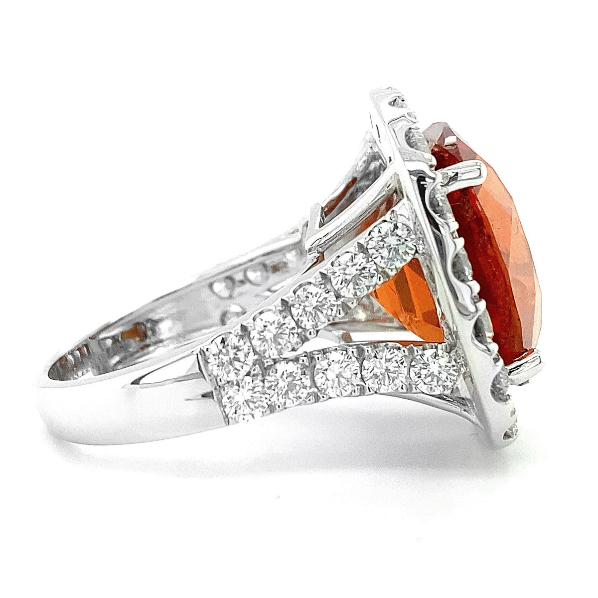 18K White Gold 21.7ct TGW Orange Spessartite Garnet and Diamond Ring