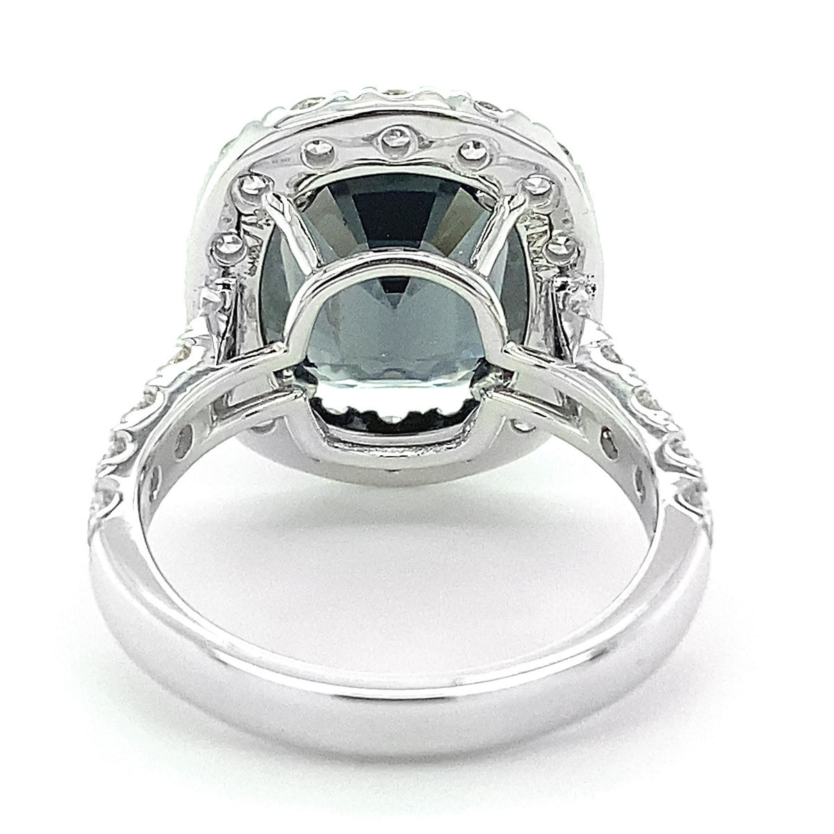 18K White Gold 9.55ct TGW Burmese Grey Spinel and Diamond Ring