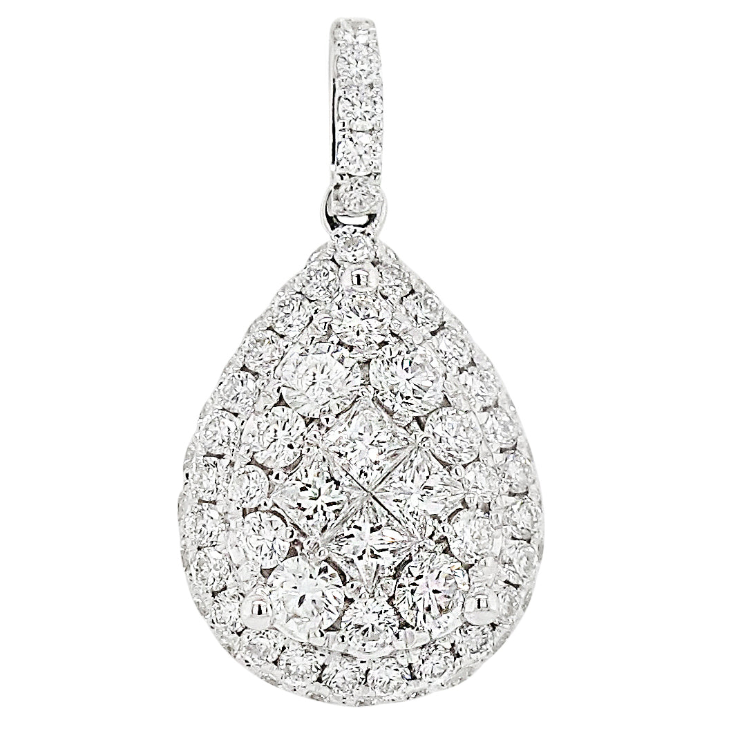18k White Gold 7/8ct TDW White Diamond Pear Shape Cluster Pendant Necklace