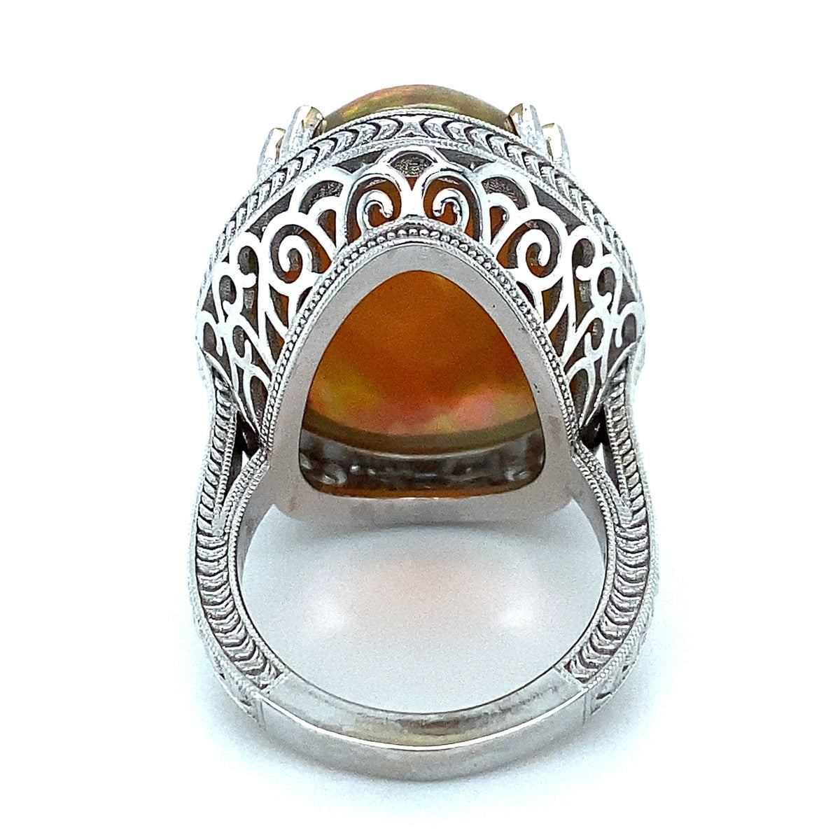 18k White Gold 18ct TGW Ethiopian Opal Pear-cut Ring