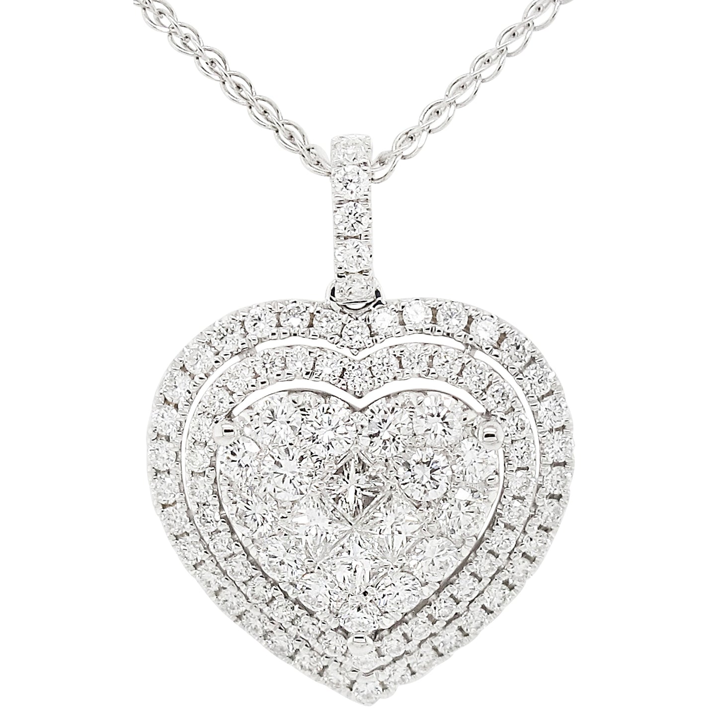 18k White Gold 7/8ct White Diamond Cluster Heart Pendant Necklace