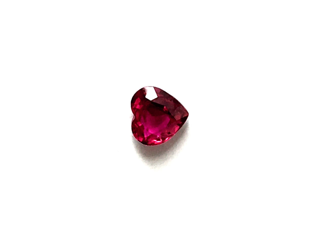 Natural Heart-shape 1.06 carat Red Ruby - GIA Certified