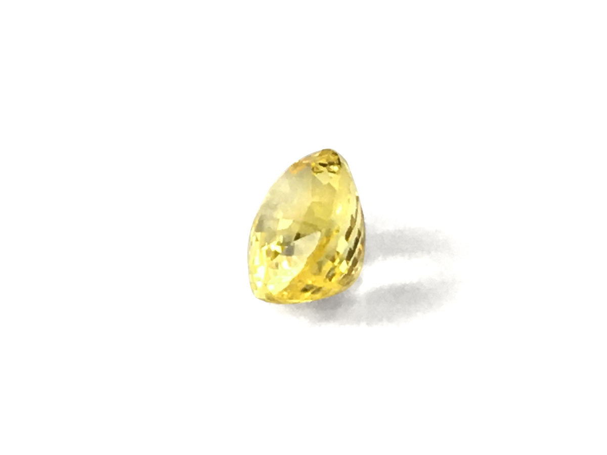 Natural Oval-shape 5.39 carat Yellow Sapphire - GIA Certified