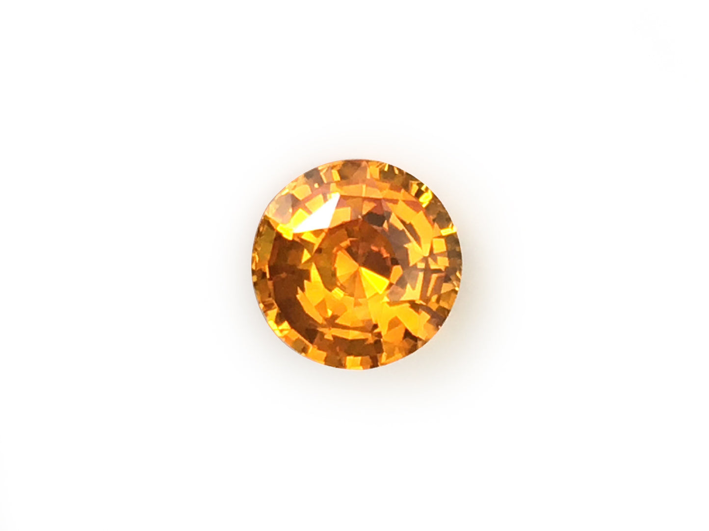 Natural Round-shape 5.53 carat Yellowish Orange Sapphire - GIA Certified