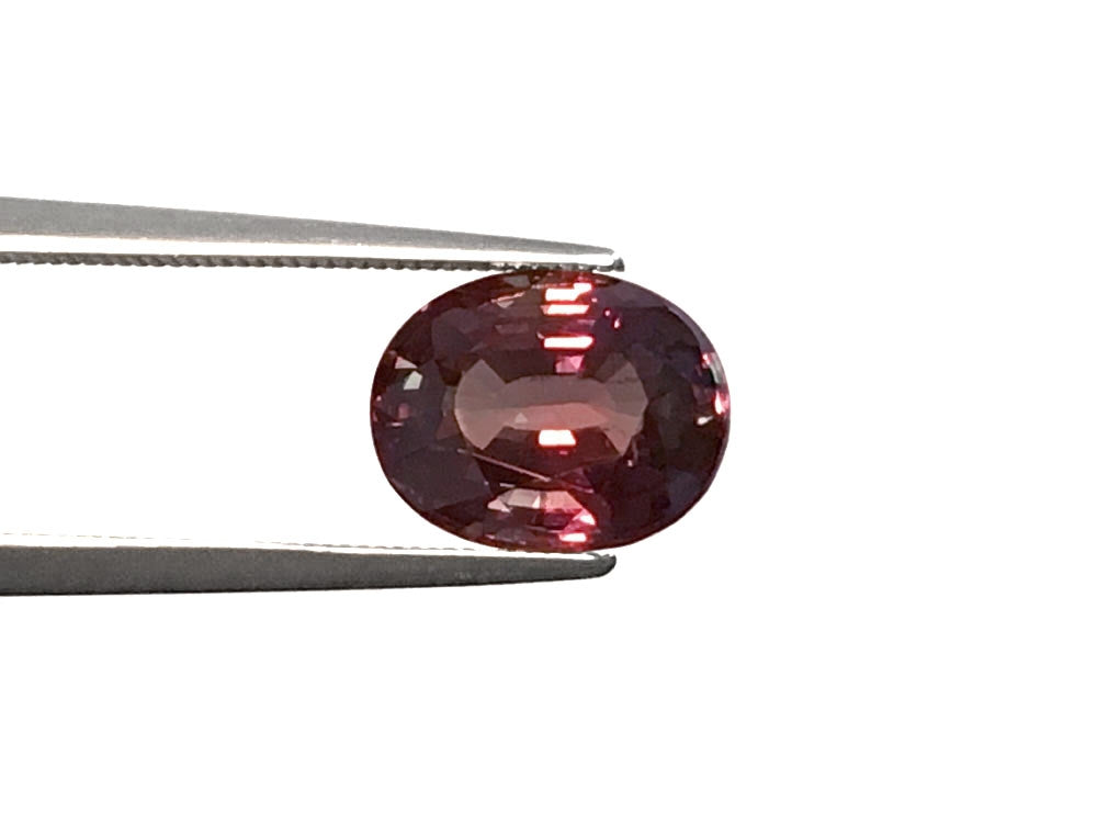 Natural Color-change Alexandrite Oval-shape 4.47 carats with GIA Report