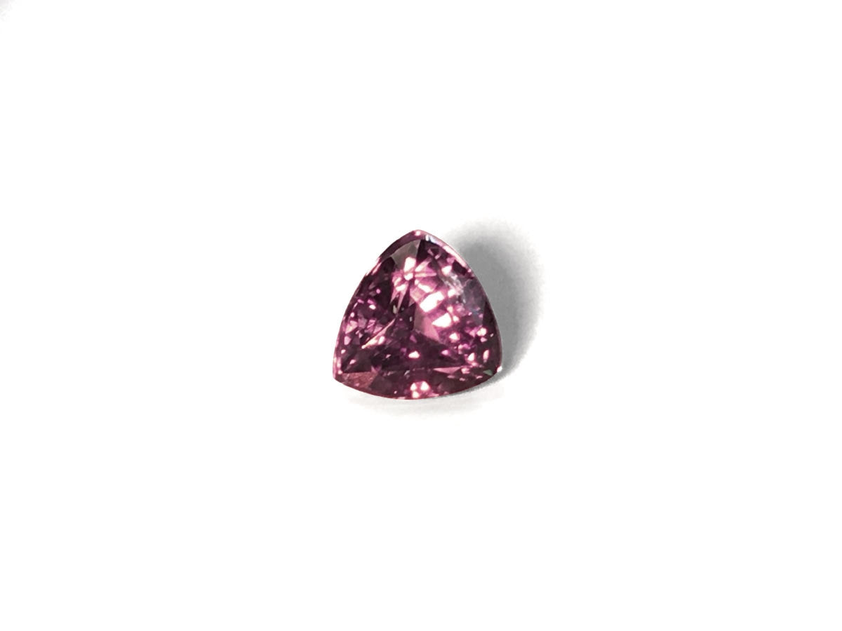 Natural Triangular-shape 1.55 carat Color-Changing Alexandrite - GIA Certified