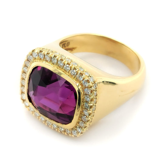 18K Yellow Gold 11.53ct TGW Purple Garnet and Diamond One-of-a-Kind Ring