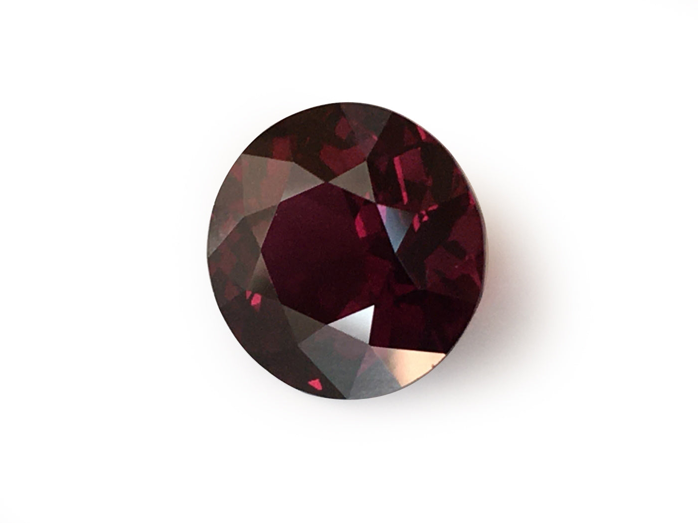 Natural Round-shape 16.93 carat Red Garnet